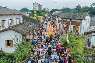 有失水准！小瓦格纳半场4中1仅得4分3板3攻2断 失误多达5次